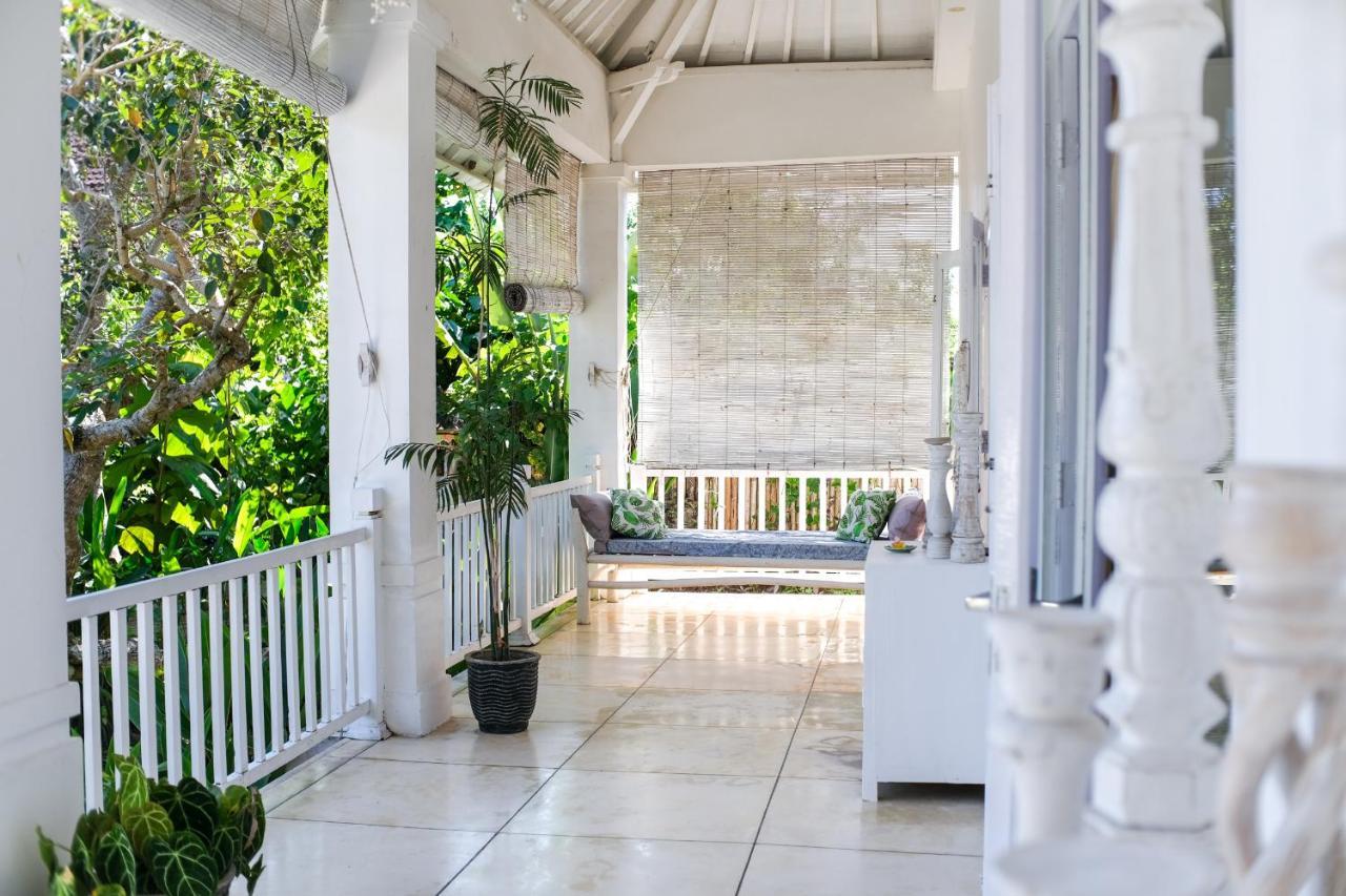 Villa Hally Bali 乌干沙 外观 照片